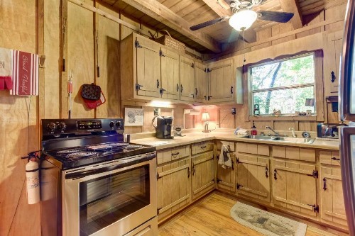 Sweet Home Away - image 9