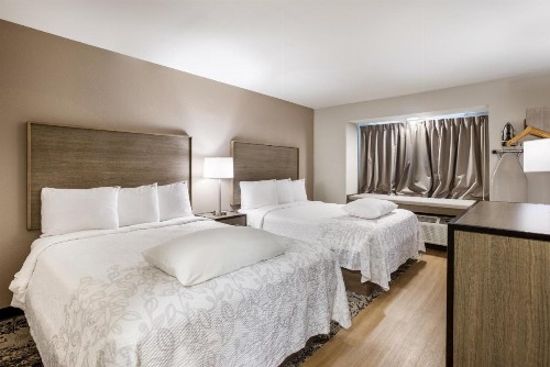 Red Roof Inn PLUS+ & Suites Savannah – I-95 - image 22
