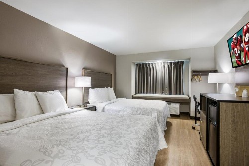 Red Roof Inn PLUS+ & Suites Savannah – I-95 - image 27