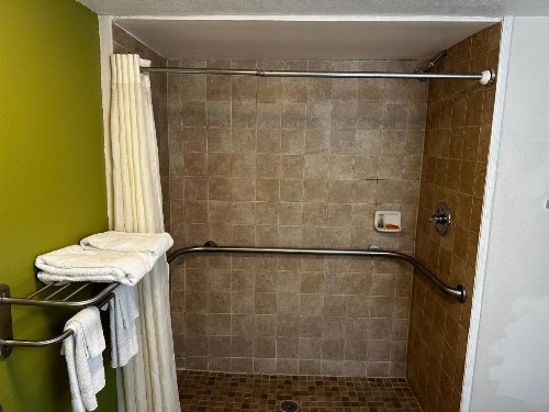 Sleep Inn Savannah Gateway I-95 - image 22