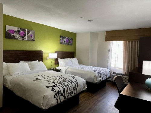 Sleep Inn Savannah Gateway I-95 - image 9
