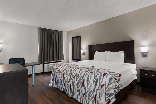 Red Roof Inn & Suites Savannah Airport - image 21