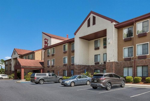 Red Roof Inn & Suites Savannah Airport - image 24