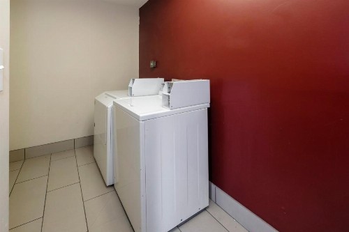 Red Roof Inn & Suites Savannah Airport - image 37