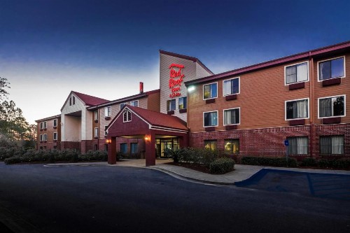 Red Roof Inn & Suites Savannah Airport - image 41