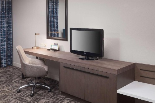 Hilton Garden Inn Savannah Airport - image 15