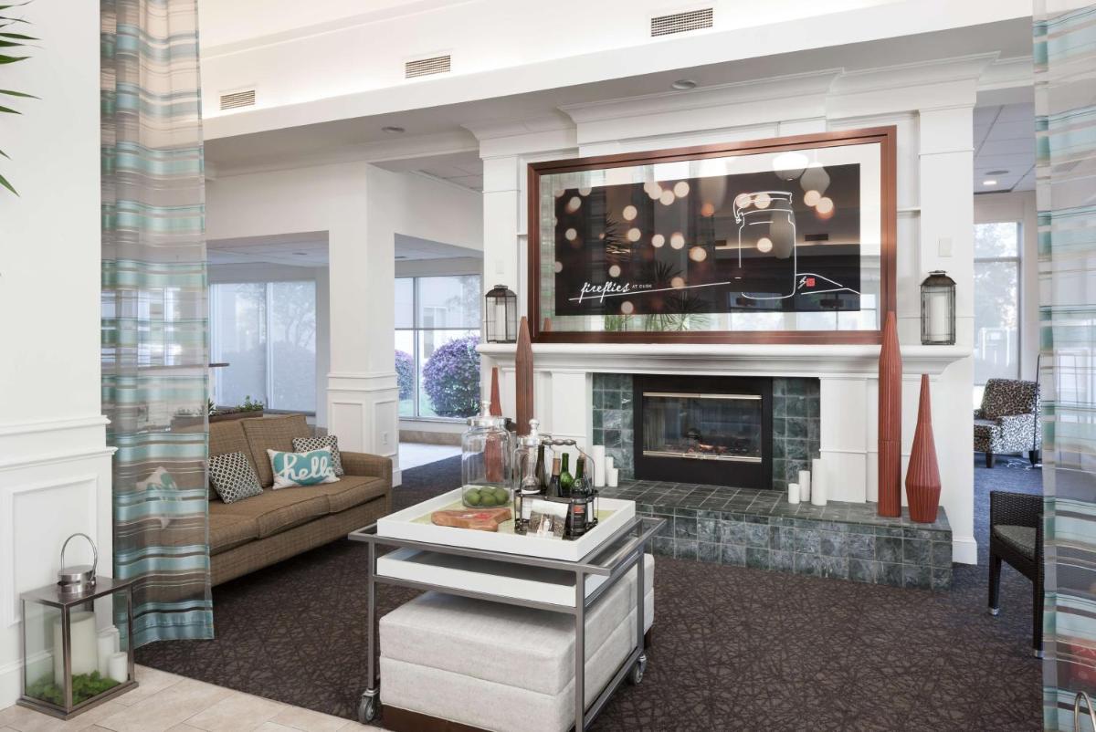 Hilton Garden Inn Savannah Airport - image 2