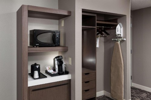 Hilton Garden Inn Savannah Airport - image 26