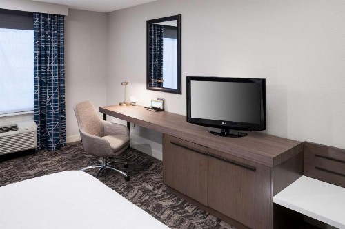 Hilton Garden Inn Savannah Airport - image 28