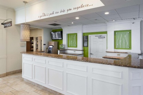 Hilton Garden Inn Savannah Airport - image 32