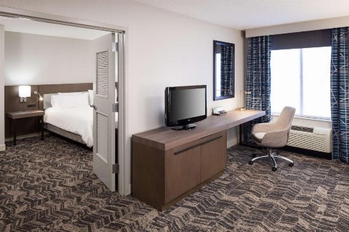 Hilton Garden Inn Savannah Airport - image 9