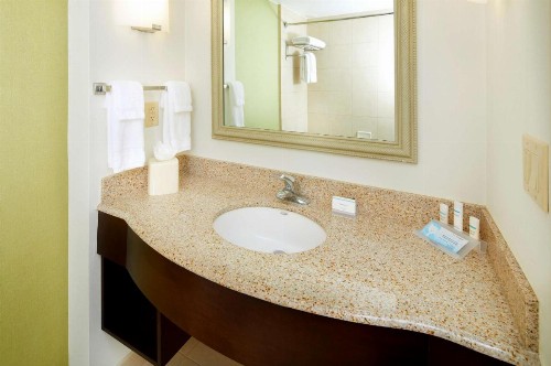 Hilton Garden Inn Savannah Midtown - image 12