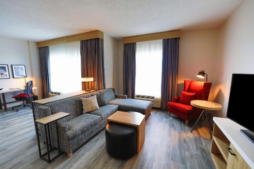 Hilton Garden Inn Savannah Historic District - image 20