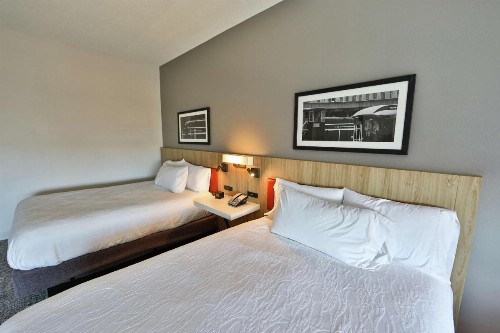 Hilton Garden Inn Savannah Historic District - image 21