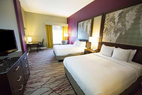 DoubleTree by Hilton Historic Savannah - image 21