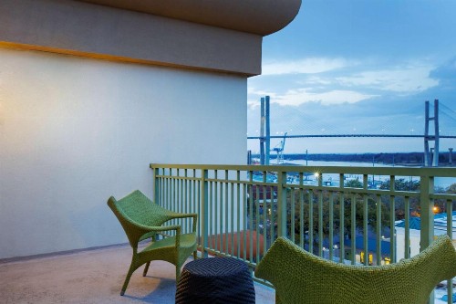 DoubleTree by Hilton Historic Savannah - image 24