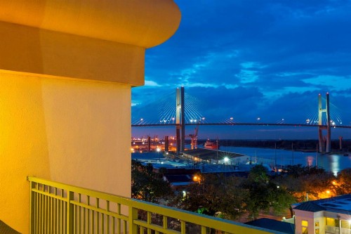DoubleTree by Hilton Historic Savannah - image 28