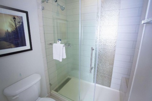 DoubleTree by Hilton Historic Savannah - image 31