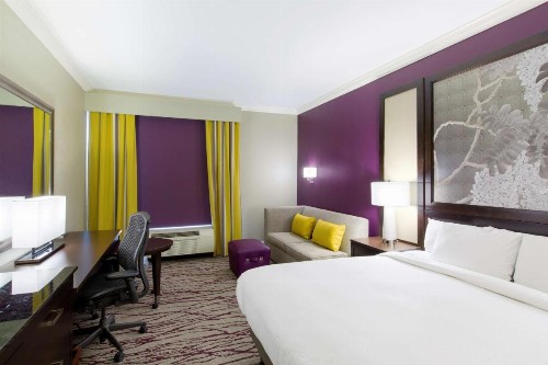 DoubleTree by Hilton Historic Savannah - image 34