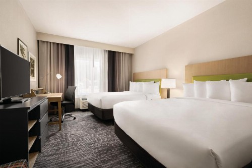 Country Inn & Suites by Radisson Savannah Midtown GA - image 15