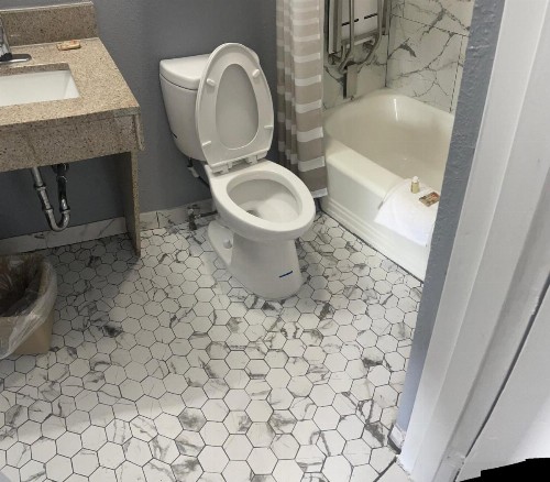 Americas Best Value Inn-Savannah - image 3