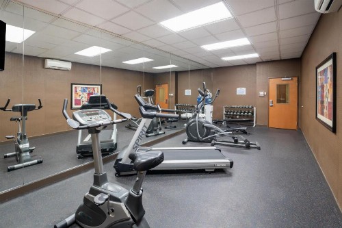 Baymont by Wyndham Savannah South - image 26