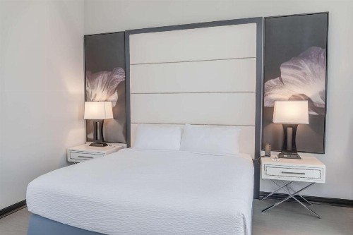 TRYP by Wyndham Savannah - image 38