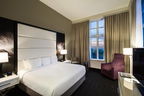 TRYP by Wyndham Savannah - image 48