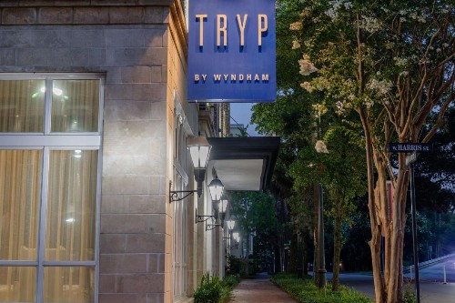 TRYP by Wyndham Savannah - image 5