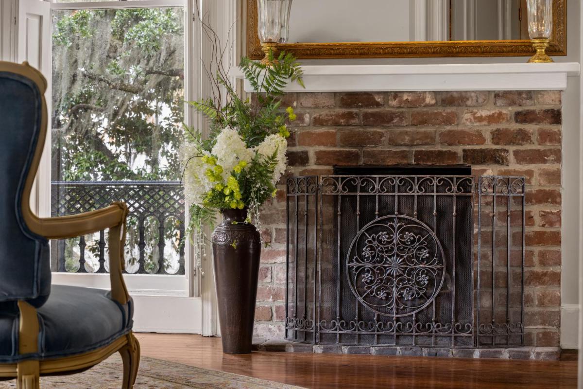 Hamilton Turner Inn - image 2