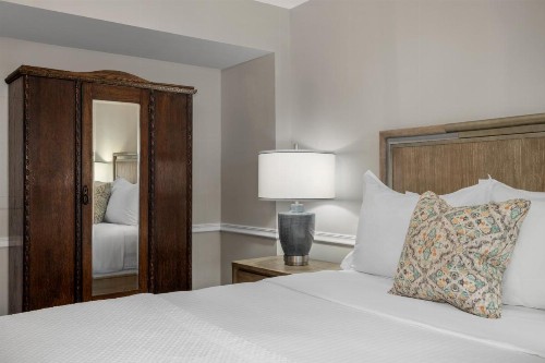 Hamilton Turner Inn - image 49