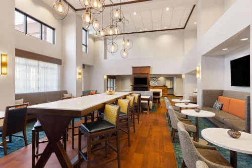 Hampton Inn And Suites Savannah-Airport - image 11