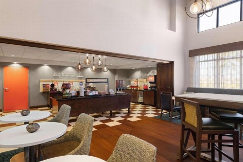 Hampton Inn And Suites Savannah-Airport - image 12