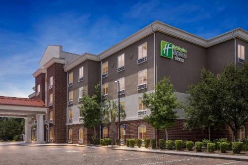Holiday Inn Express Hotel & Suites Savannah Midtown an IHG Hotel