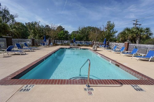 Holiday Inn Express Hotel & Suites Savannah Midtown an IHG Hotel - image 27