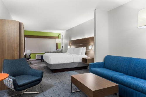 Holiday Inn Express Hotel & Suites Savannah Midtown an IHG Hotel - image 42