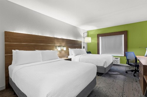 Holiday Inn Express Hotel & Suites Savannah Midtown an IHG Hotel - image 47