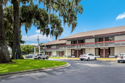 Red Roof Inn Savannah – Southside/Midtown - image 3