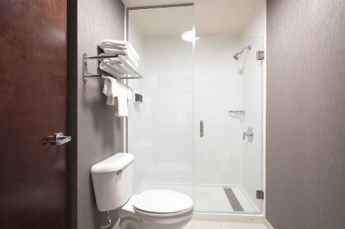 SpringHill Suites by Marriott Savannah I-95 South - image 19