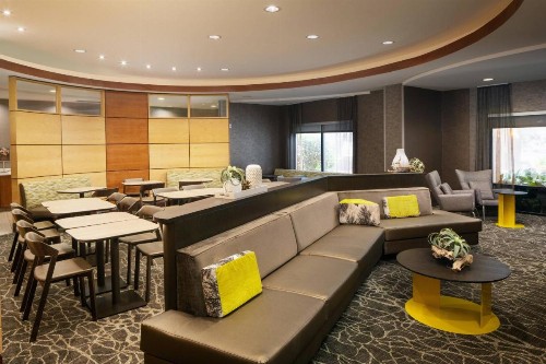SpringHill Suites by Marriott Savannah I-95 South - image 8