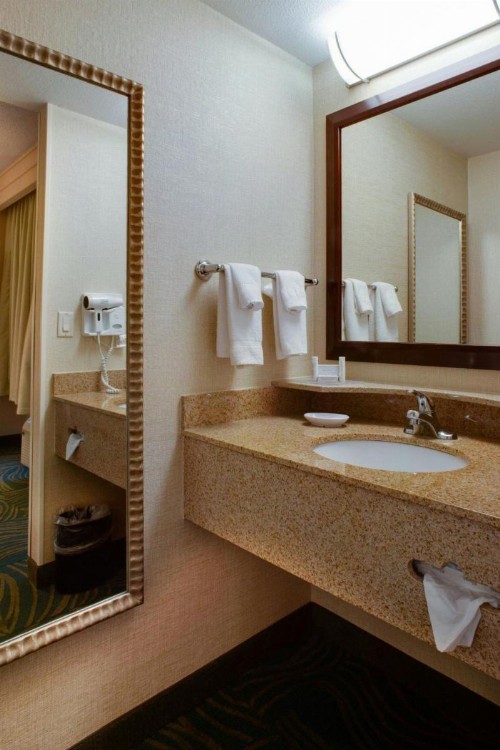 SpringHill Suites Savannah Airport - image 27