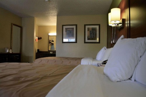 Quality Inn Midtown Savannah - image 21