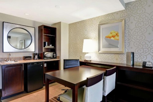 Embassy Suites Savannah Airport - image 2