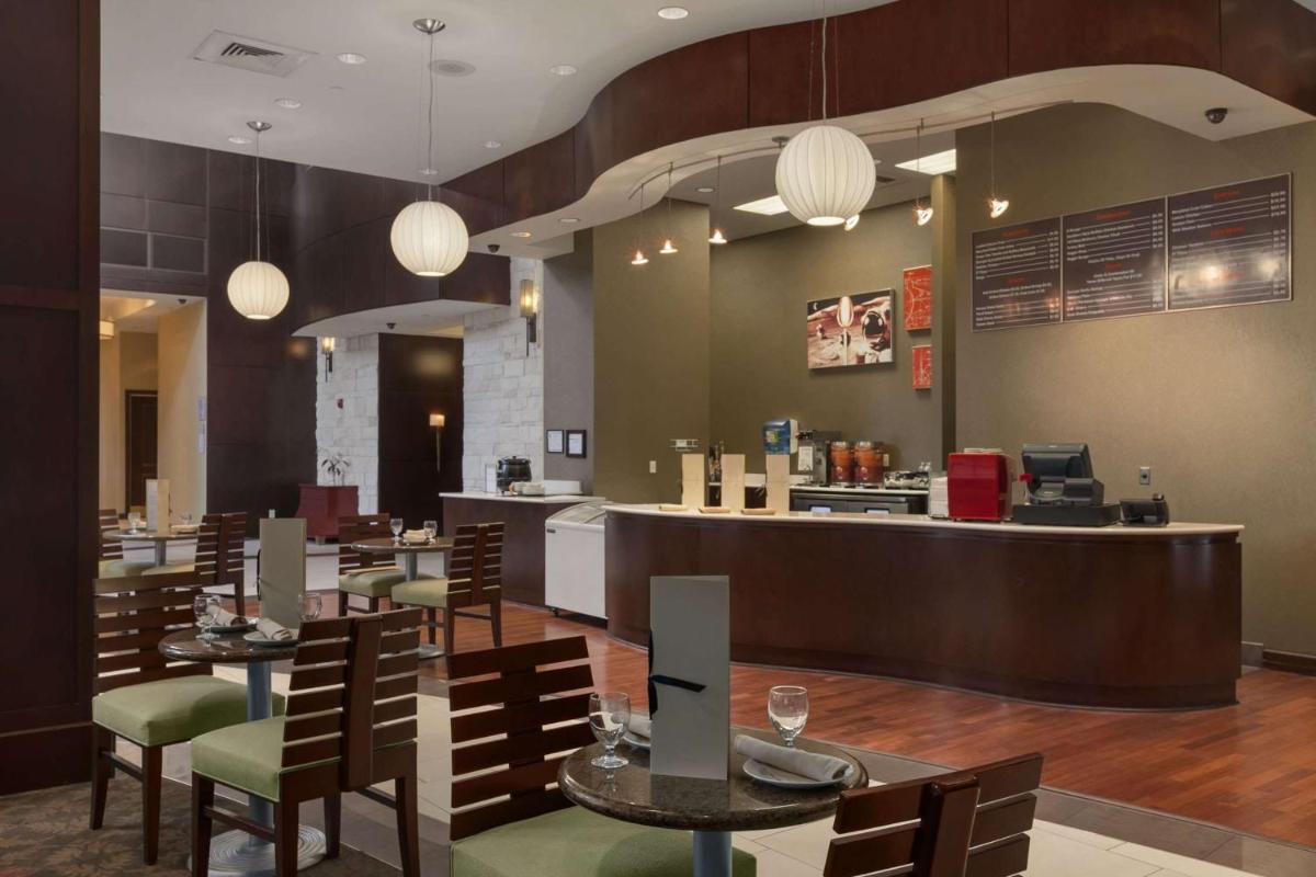 Embassy Suites Savannah Airport - image 3