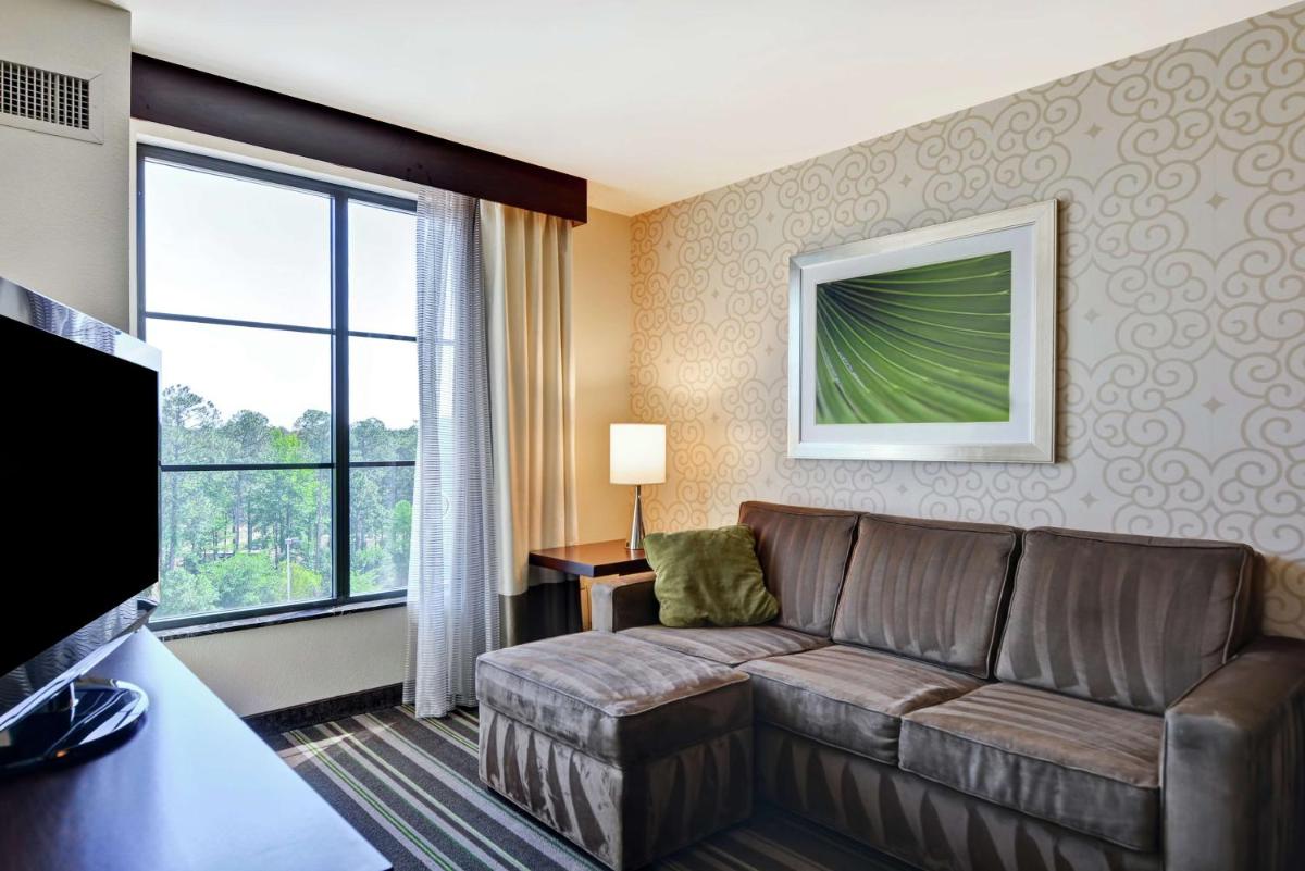 Embassy Suites Savannah Airport - image 4