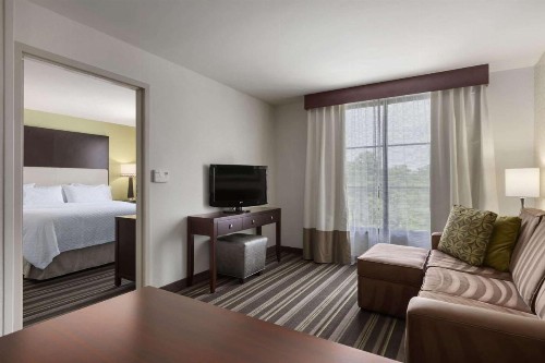 Embassy Suites Savannah Airport - image 40