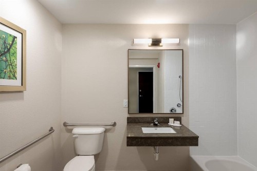 Fairfield Inn & Suites Savannah Airport - image 14