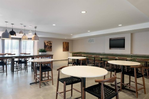 Fairfield Inn & Suites Savannah Airport - image 5