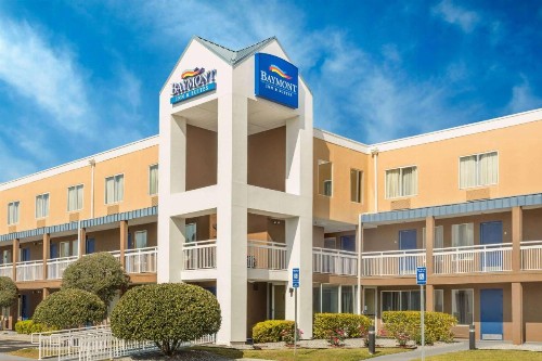 Baymont by Wyndham Savannah Midtown - image 1