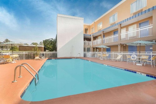 Baymont by Wyndham Savannah Midtown - image 31